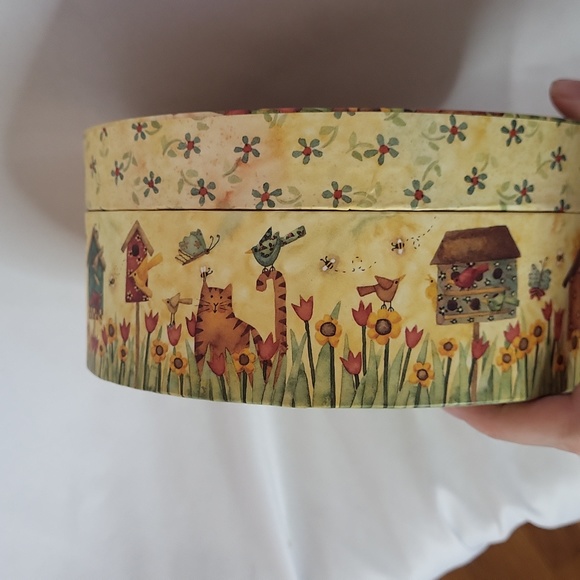 Round cat bird box Lang Candles Ltd Vintage 2000 decor Empty 7 x 7 inches - Picture 4 of 11